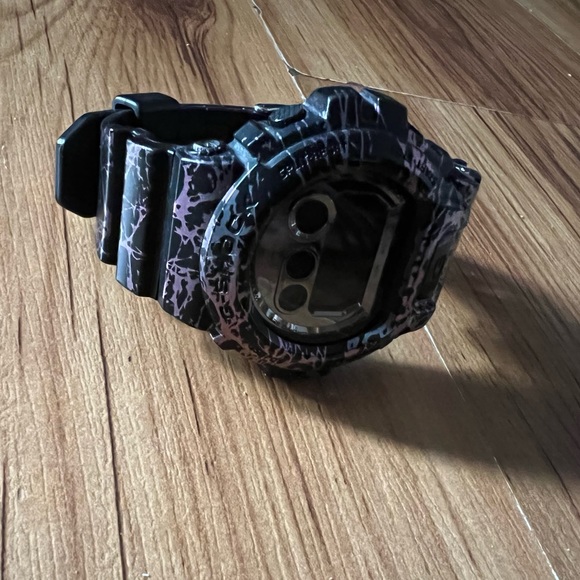 G-Shock GD-X6900PM-1 Polarized Marble - Picture 3 of 5